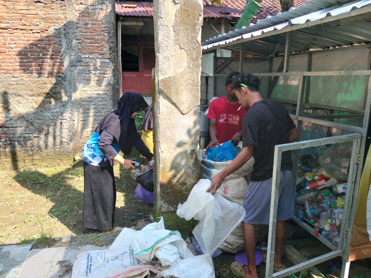 Foto ECOMAS Pesantren Fatkhul Muin Purwokerto